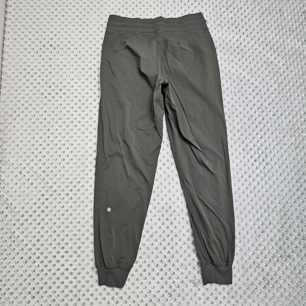 Lululemon Joggers Womens 8 Olive Green Dance Studio Mid Rise 28" - Picture 7 of 8